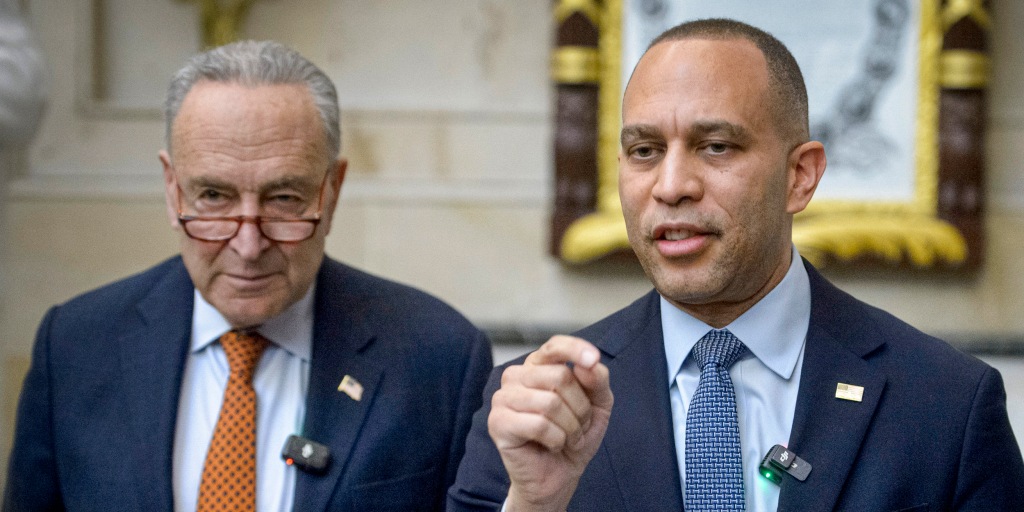 Schumer, Jeffries request meeting with Trump ahead of potential government shutdown